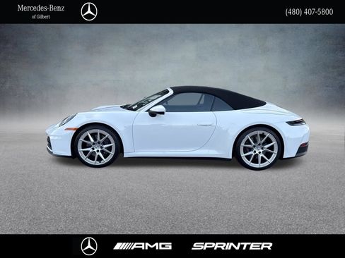 Used 2025 Porsche 911 Carrera RWD image 3