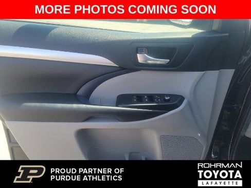 Used 2019 Toyota Highlander XLE FWD image 8