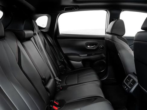 Certified 2025 Acura ADX A-Spec image 33