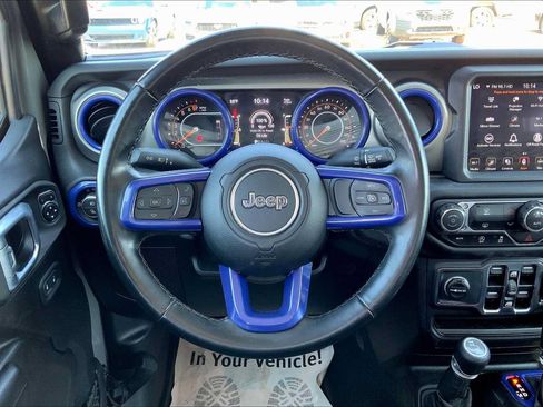 Used 2021 Jeep Gladiator Sport AWD/4WD image 6
