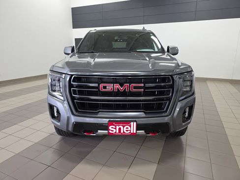 Used 2022 GMC Yukon AT4 AWD/4WD image 8