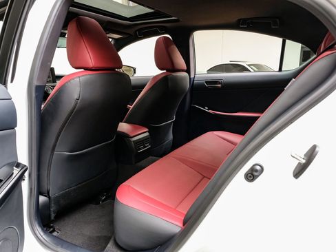 Used 2024 Lexus IS 300 w/ Comfort Package image 41