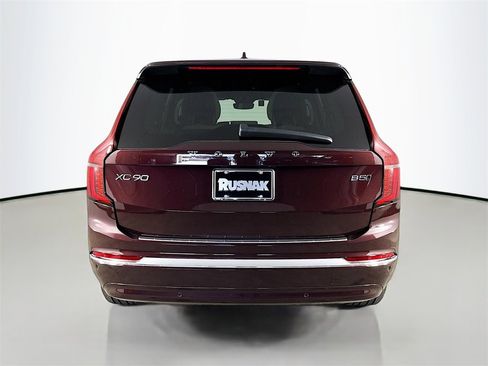 Used 2025 Volvo XC90 B5 Plus w/ Protection Package image 6