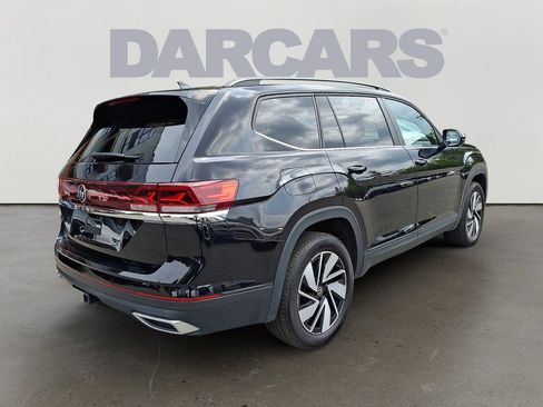Used 2025 Volkswagen Atlas SE FWD image 6
