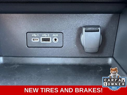 Used 2023 Nissan Sentra SR w/ Electronics Package FWD image 29