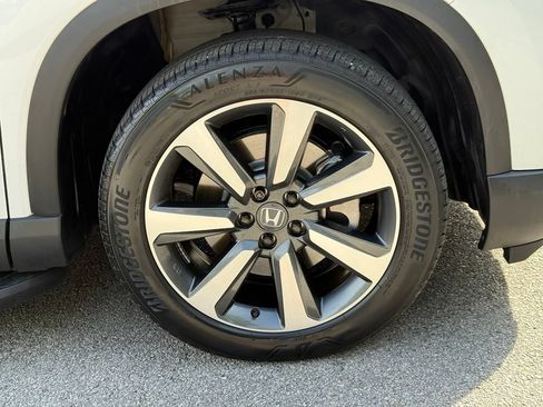 Used 2023 Honda Pilot Elite image 48