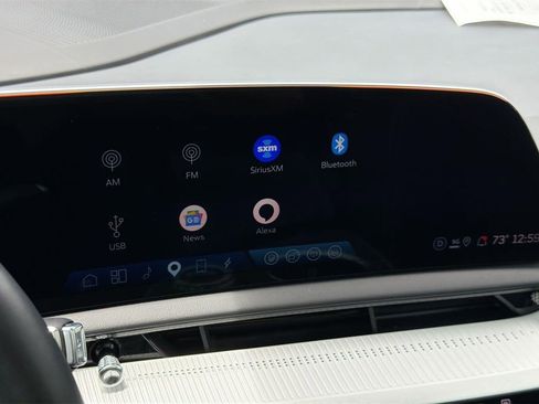 Certified 2025 Cadillac Optiq Sport 2 AWD/4WD image 15