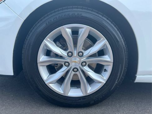 Used 2024 Chevrolet Malibu LT FWD image 30
