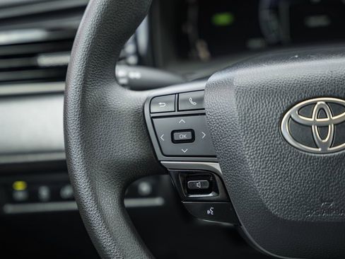 Certified 2025 Toyota Camry LE AWD/4WD image 28