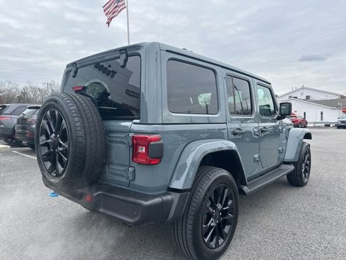 Used 2024 Jeep Wrangler Unlimited Sahara w/ Technology Group image 4