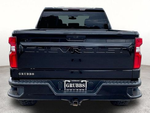 Used 2019 Chevrolet Silverado 1500 RST w/ True North Edition AWD/4WD image 5