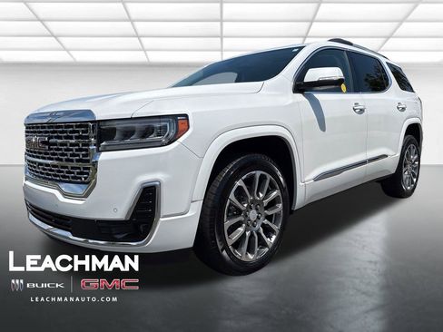 Certified 2023 GMC Acadia Denali w/ Denali Ultimate Package FWD image 9
