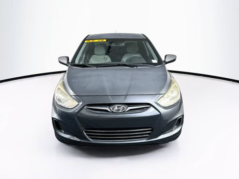 Used 2012 Hyundai Accent GLS FWD image 2