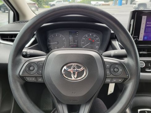 Used 2024 Toyota Corolla LE FWD image 30