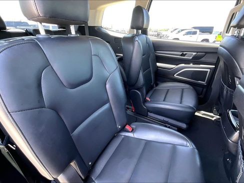 Used 2021 Kia Telluride S FWD image 22