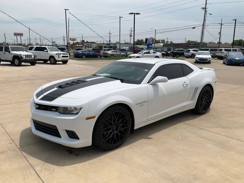 Used 2015 Chevrolet Camaro SS w/ Rear Vision Package RWD image 34