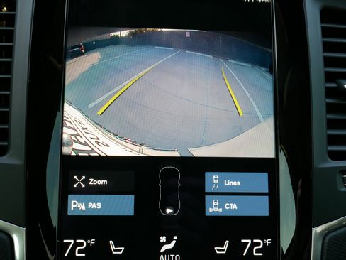 Used 2022 Volvo XC90 T6 Momentum w/ Protection Package image 36