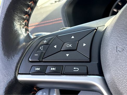 Used 2022 Nissan Altima 2.5 SR image 13