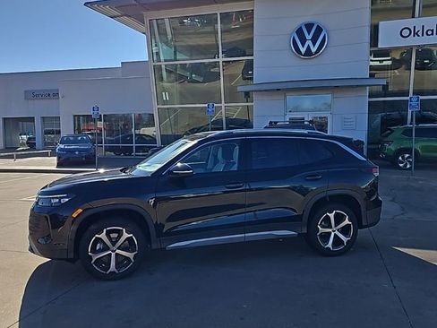 New 2026 Volkswagen Tiguan SE AWD/4WD image 8