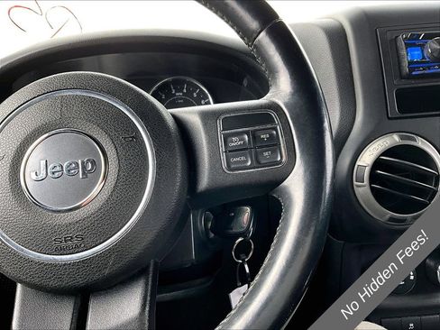 Used 2015 Jeep Wrangler Unlimited Sport w/ Quick Order Package 23S AWD/4WD image 17
