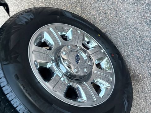 Used 2014 Ford F350 Lariat w/ Lariat Ultimate Package AWD/4WD image 33