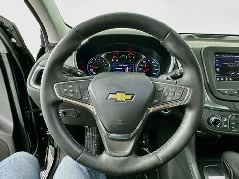 Used 2023 Chevrolet Equinox LT w/ Driver Convenience Package FWD image 12