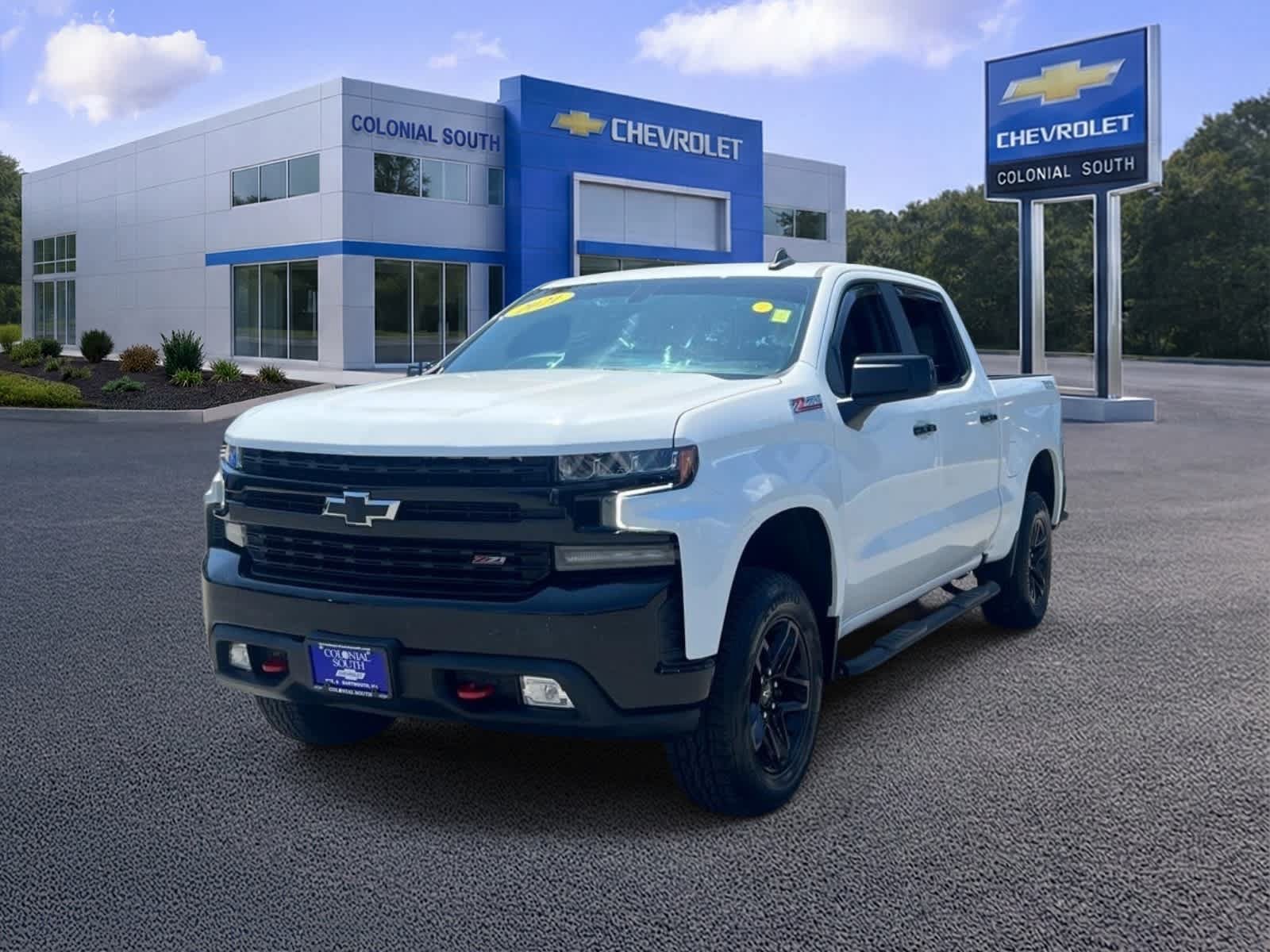 Certified 2021 Chevrolet Silverado 1500 LT Trail Boss AWD/4WD image 1