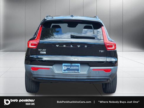 Used 2021 Volvo XC40 T5 R-Design w/ Advanced Package AWD/4WD image 26