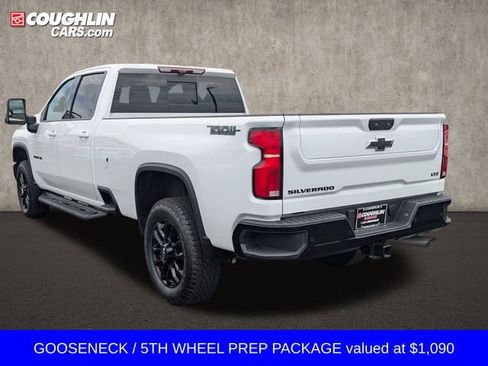 Used 2025 Chevrolet Silverado 3500 LTZ w/ Trail Boss Package AWD/4WD image 6