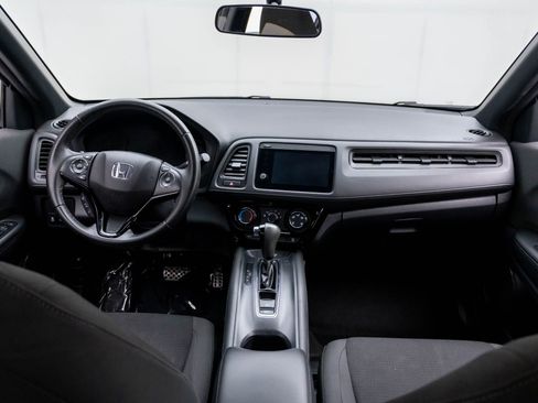 Used 2022 Honda HR-V Sport image 9
