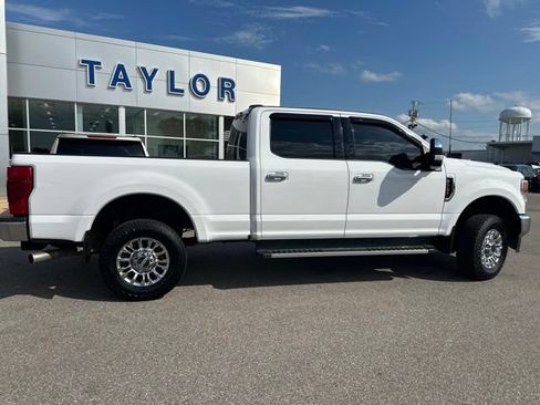 Used 2022 Ford F250 XLT w/ XLT Premium Package AWD/4WD image 19