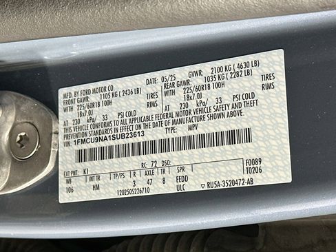 Used 2025 Ford Escape ST-Line Select AWD/4WD image 12