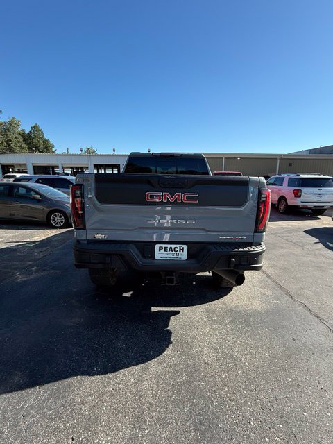 Used 2024 GMC Sierra 2500 AT4X w/ AT4X AEV Edition AWD/4WD image 4
