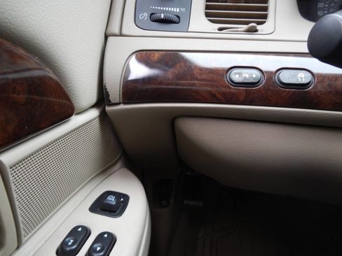 Used 2007 Mercury Grand Marquis LS image 41