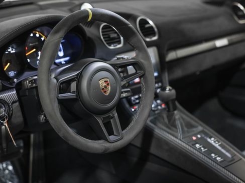 Used 2024 Porsche 718 Boxster Spyder RS w/ Weissach Package RWD image 35