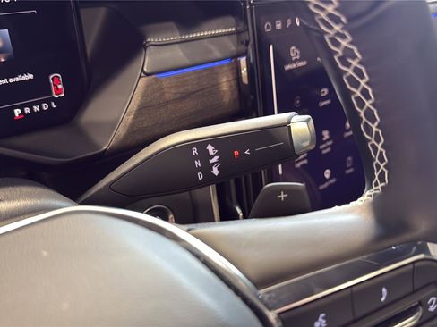 Used 2026 GMC Acadia Denali Ultimate w/ LPO, Floor Liner Package AWD/4WD image 22