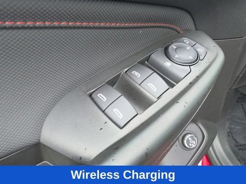 Used 2025 Chevrolet TrailBlazer RS w/ Convenience Package FWD image 12