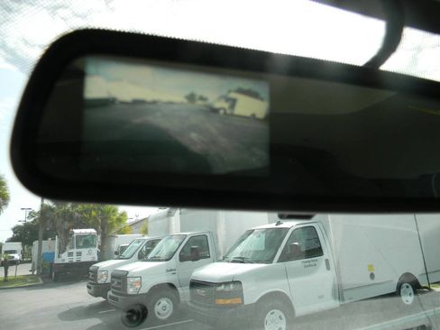 Used 2021 Chevrolet Express 2500 RWD image 14