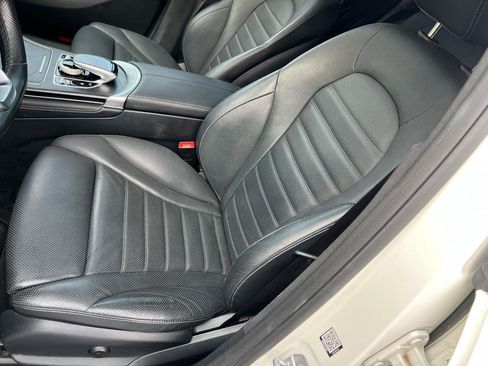 Used 2018 Mercedes-Benz GLC 300 4MATIC Coupe image 21