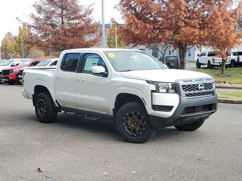 New 2025 Nissan Frontier SV AWD/4WD image 30