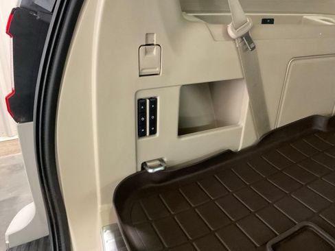 Used 2021 Lincoln Navigator Reserve w/ Luxury Package AWD/4WD image 27