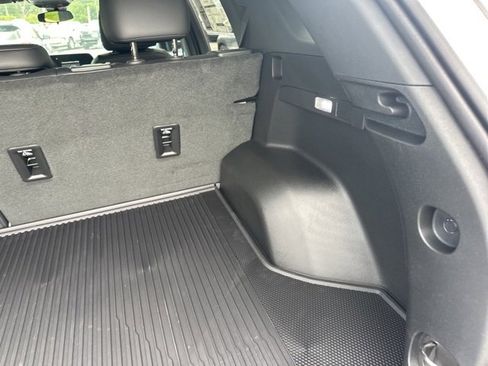 New 2026 Chevrolet Equinox LT w/ Convenience Package II image 44