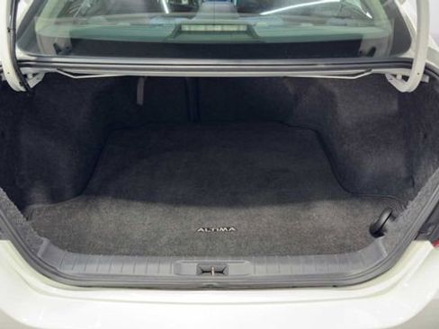 Used 2018 Nissan Altima 2.5 SV FWD image 32
