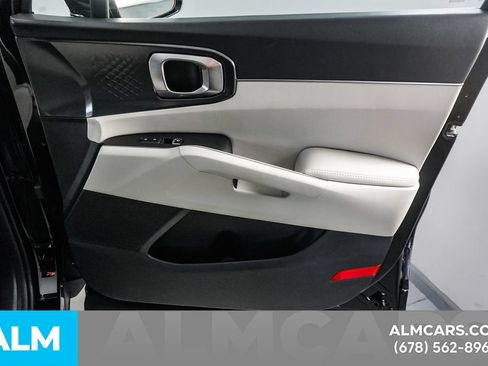 Used 2025 Kia Sorento S w/ Panoramic Sunroof Package FWD image 39