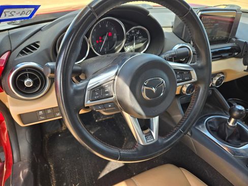 Used 2016 MAZDA MX-5 Miata Grand Touring RWD image 8