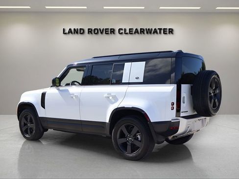 Used 2024 Land Rover Defender 110 S AWD/4WD image 3
