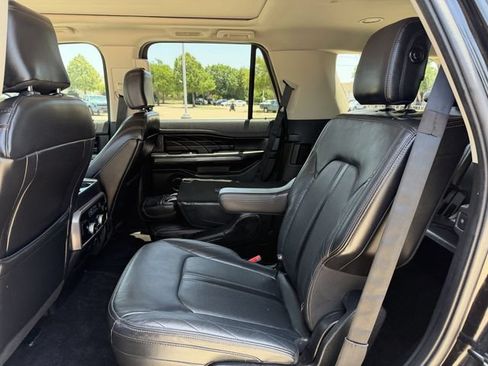 Used 2019 Ford Expedition Platinum AWD/4WD image 29