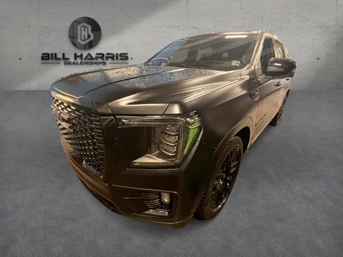 Used 2023 GMC Yukon Denali Ultimate image 1