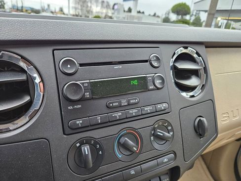 Used 2008 Ford F550 2WD Crew Cab Super Duty image 23