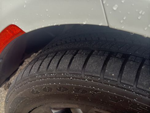 Used 2023 Dodge Charger GT w/ Blacktop Package AWD/4WD image 11